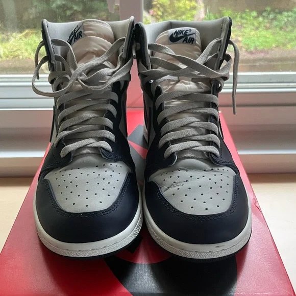 Nike Air Jordan 1 Retro High ‘85 Georgetown Sneakers Size 11